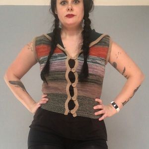 🐝3/$15 Vintage button down sweater vest!